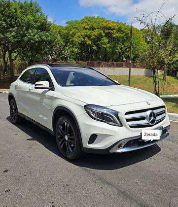 MERCEDES-BENZ GLA 200 1.6 CGI ENDURO 16V TURBO FLEX 4P AUTOMÁTICO